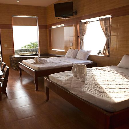 Source Kiteboarding/Lodge Phan Thiết Buitenkant foto
