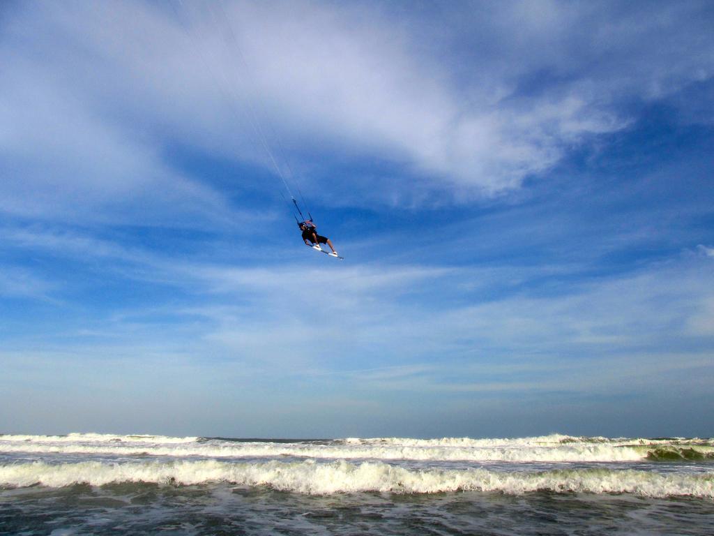 Source Kiteboarding/Lodge Phan Thiết Buitenkant foto